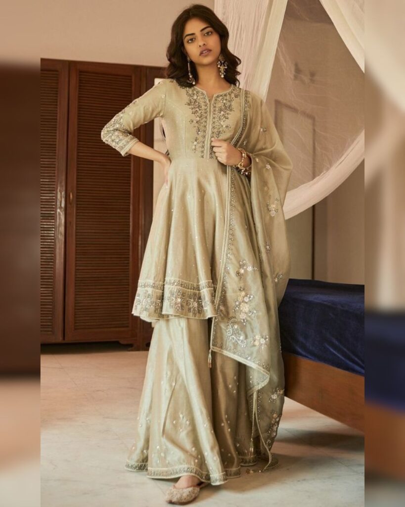 Exquisite Silk Suit Designs: Elevate Your Party Look with Luxurious Elegance