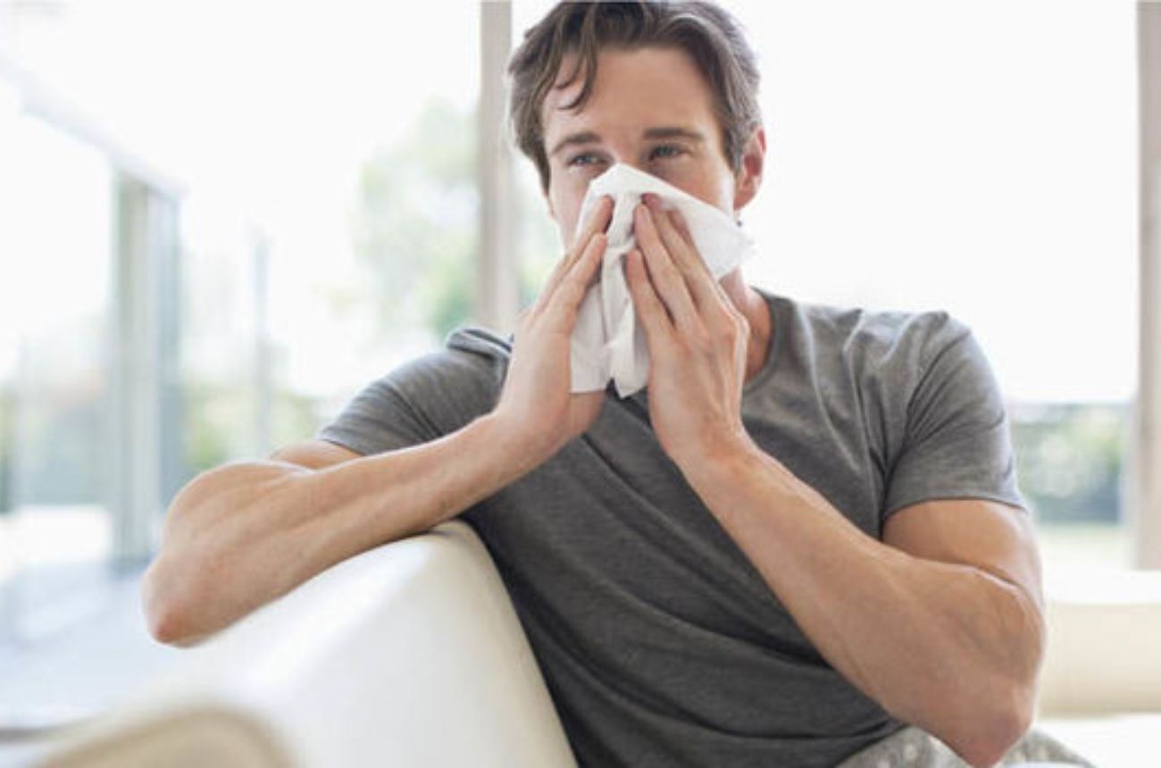 Viral News: Shocking Incident as Man Sneezes Hard in Restaurant